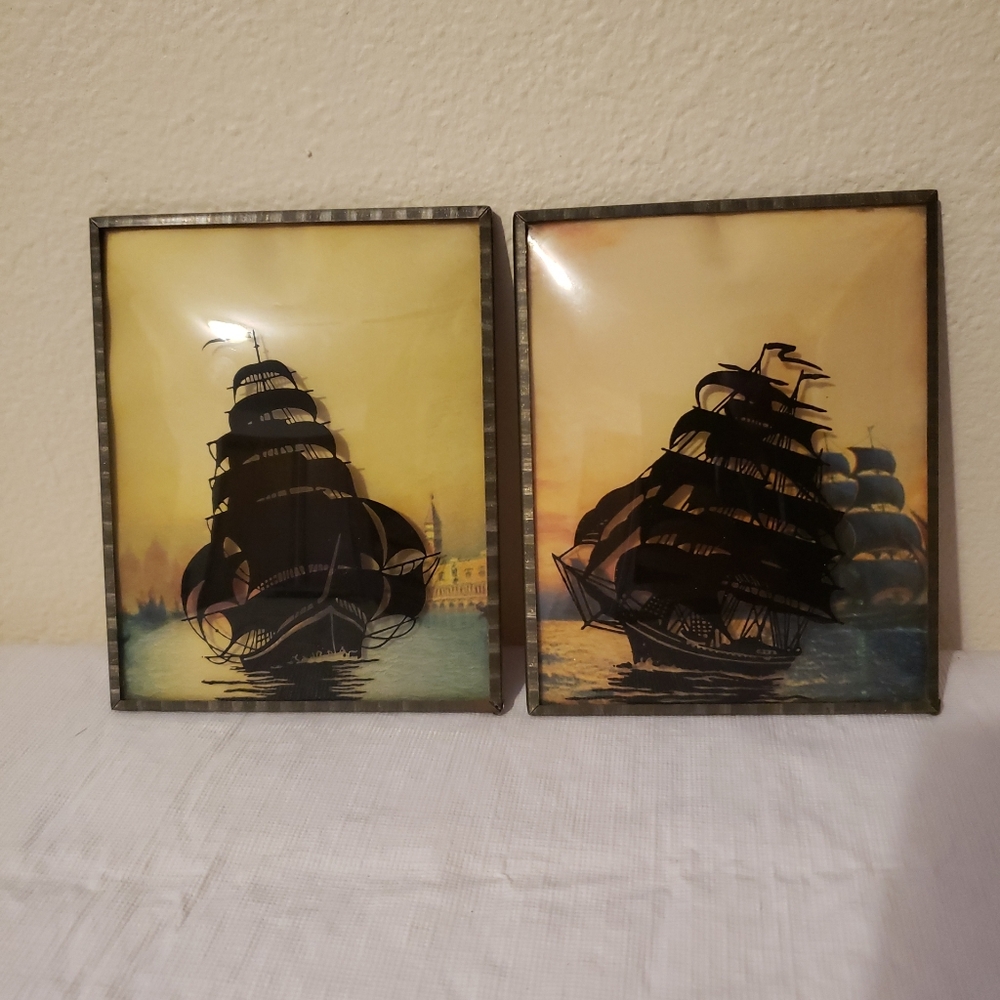 Vintage Art Deco Ship Sillouet